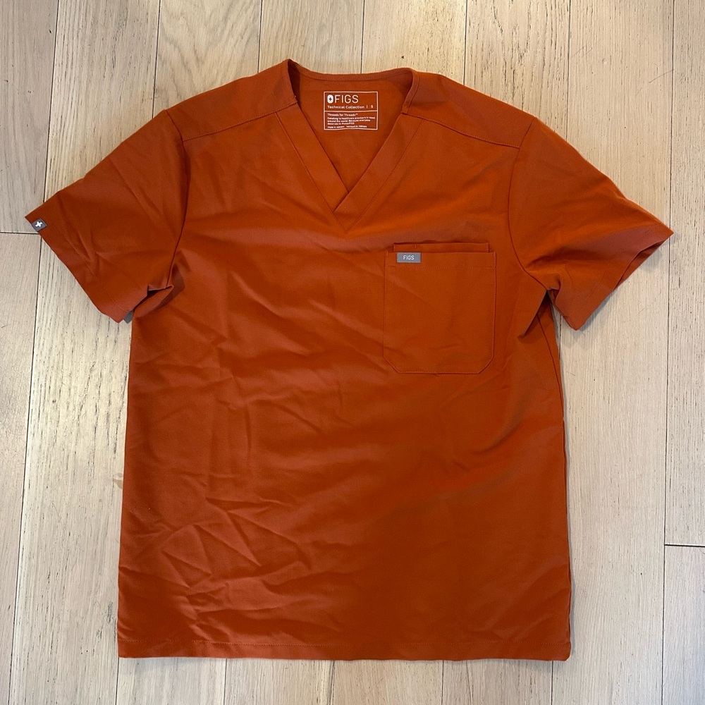 FIGS Men's Orange V-Neck scrub top